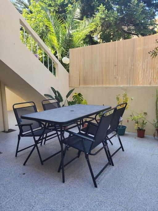 Roomy & Patio - 2 Bedroom Flat Porto Luaran gambar
